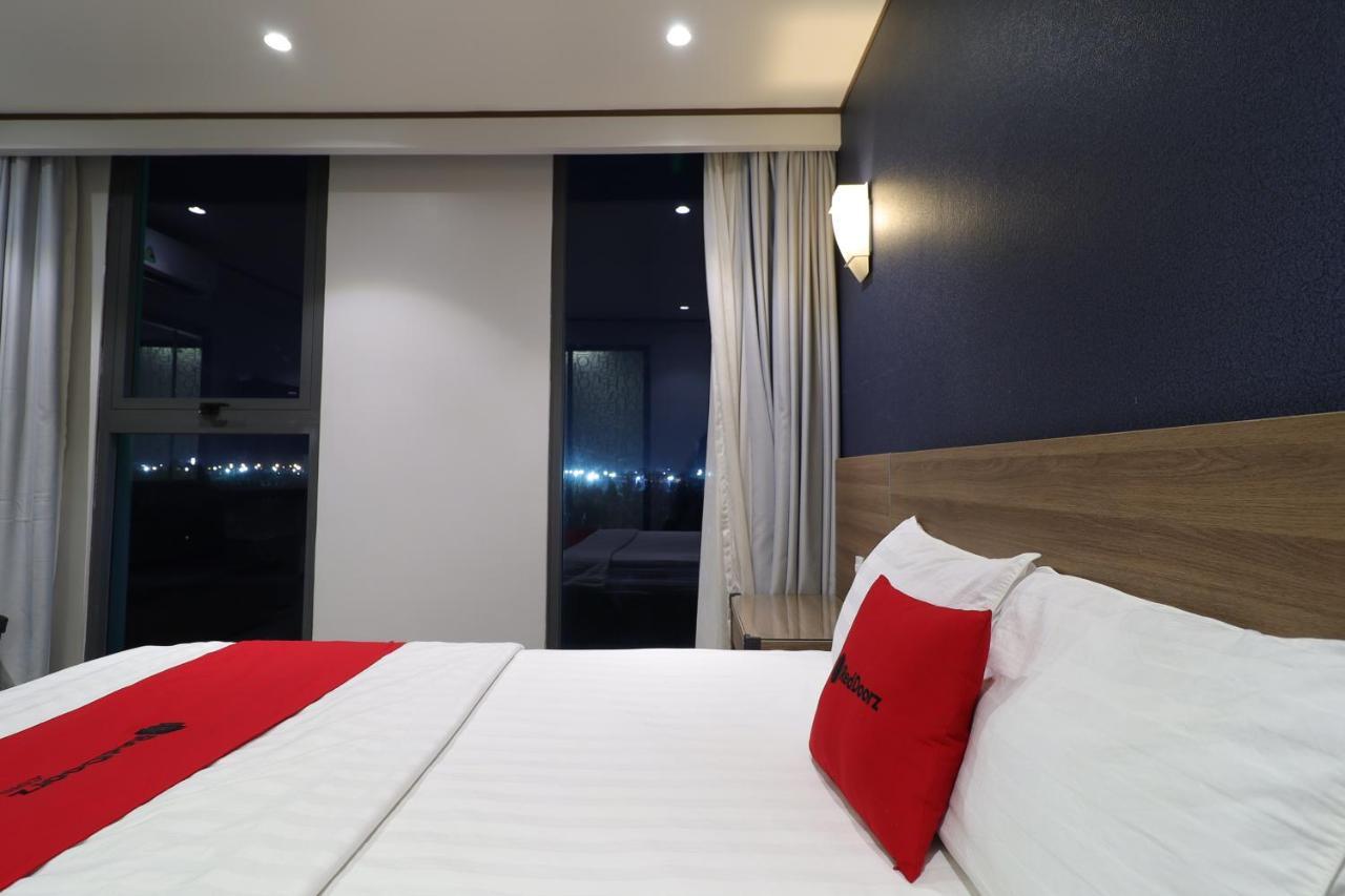 Reddoorz Plus & Cloud 9 Quang Trung Hotel Хошимин Екстериор снимка
