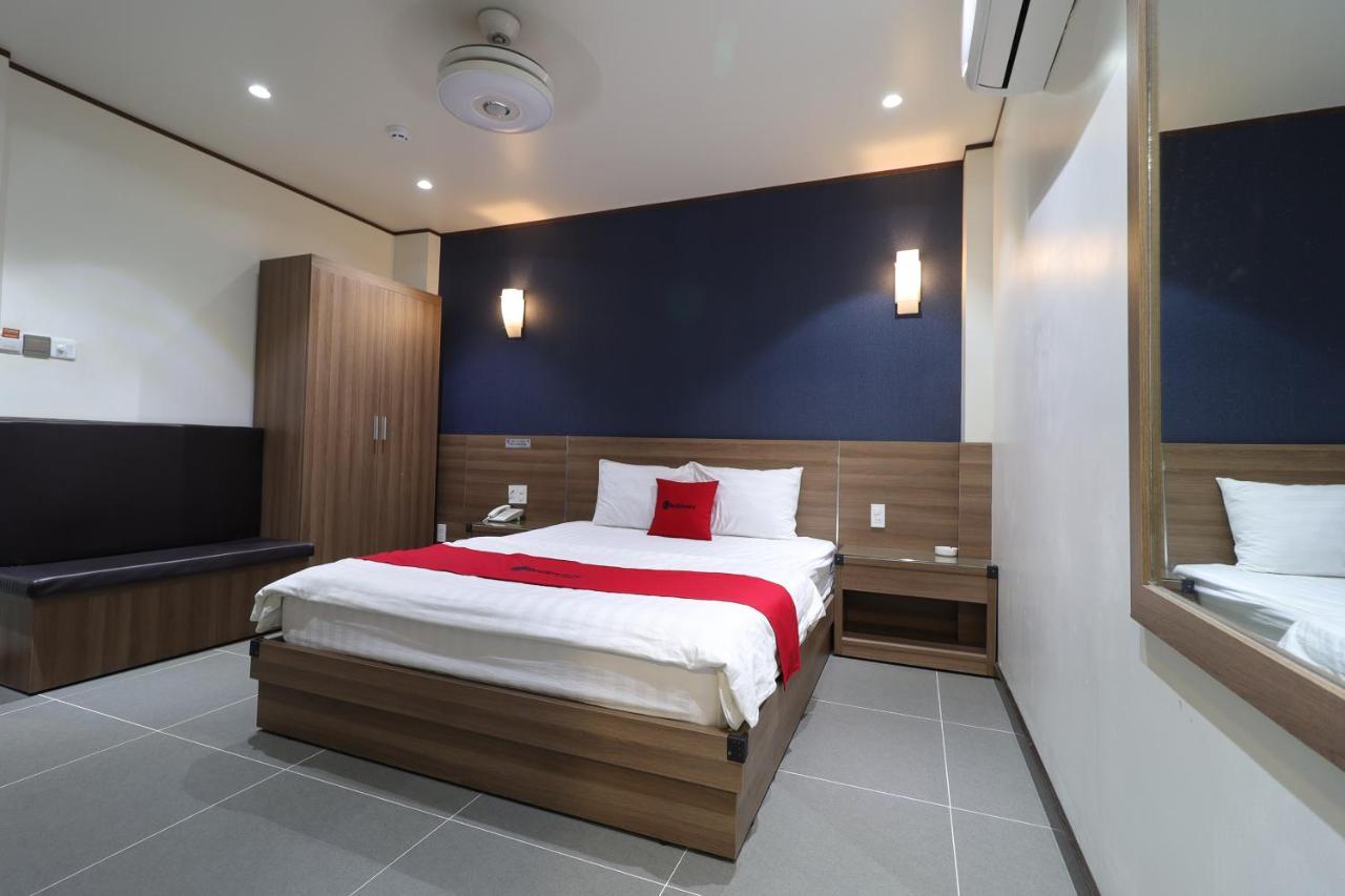 Reddoorz Plus & Cloud 9 Quang Trung Hotel Хошимин Екстериор снимка