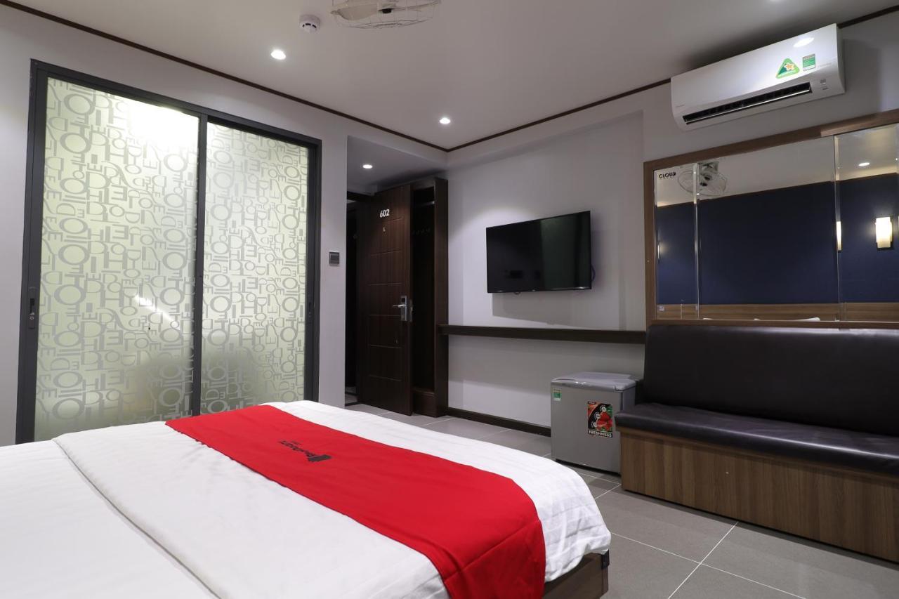 Reddoorz Plus & Cloud 9 Quang Trung Hotel Хошимин Екстериор снимка